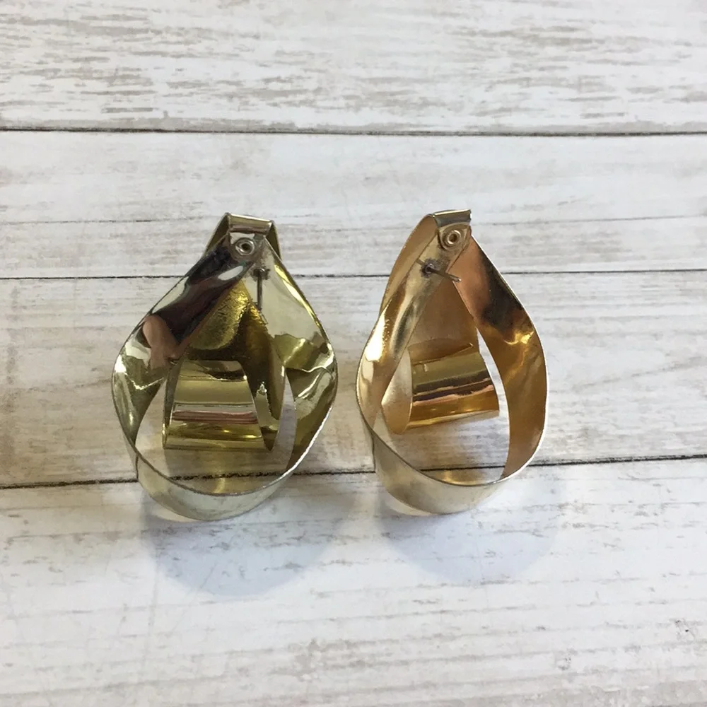 Vintage Enamel  Swirl Pattern Earrings 80's Multicolor Gold Tone Bright Colors